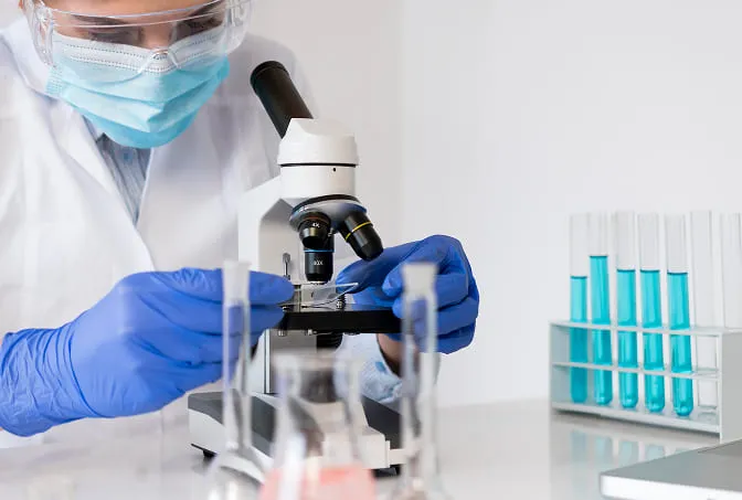 Оборудование и специалисты